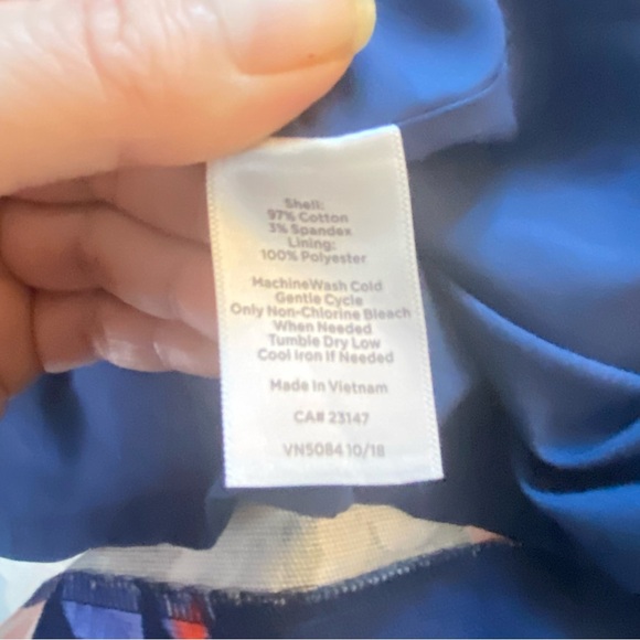 Talbots navy coral rose floral skirt knee length - Picture 3 of 8